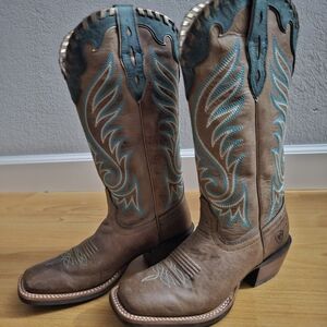 Ariat Brown and Teal Western Ankle Boots *NEW*
